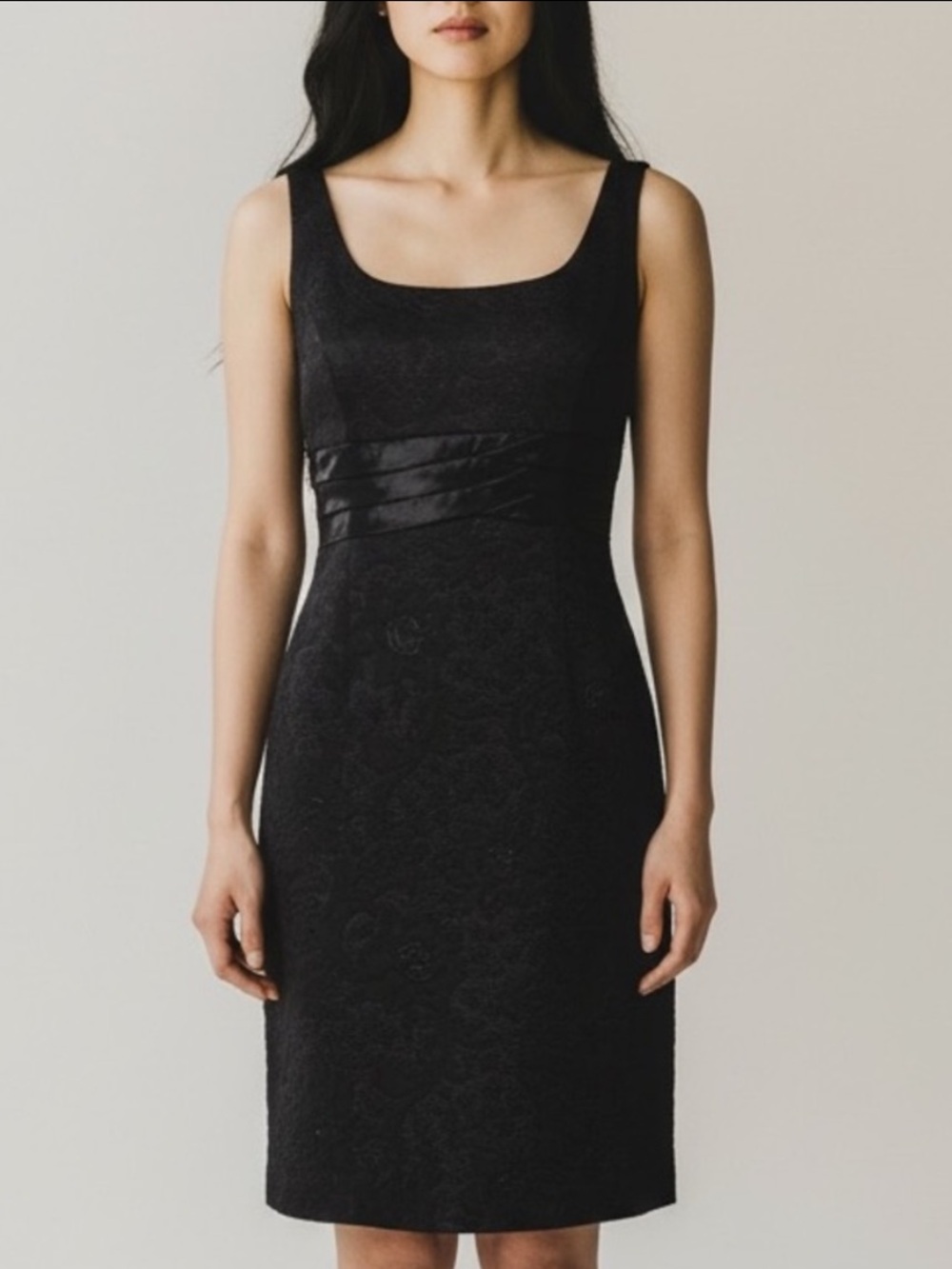 Badgely Mischka Vintage Floral Brocade Satin Waist Little Black Dress Size 4